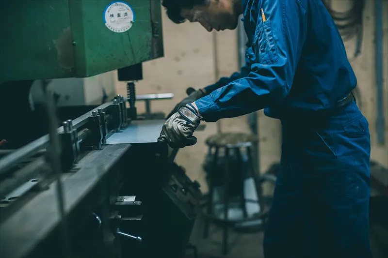 板金加工の工程とは