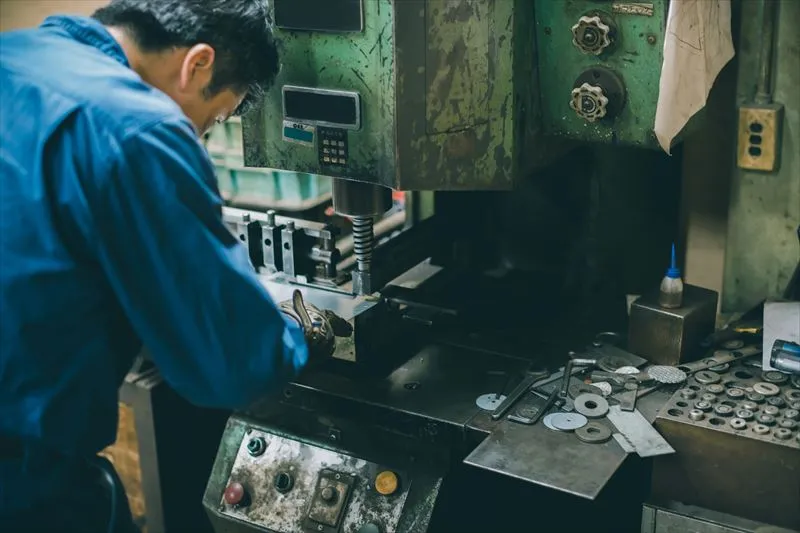 板金加工の種類とは？